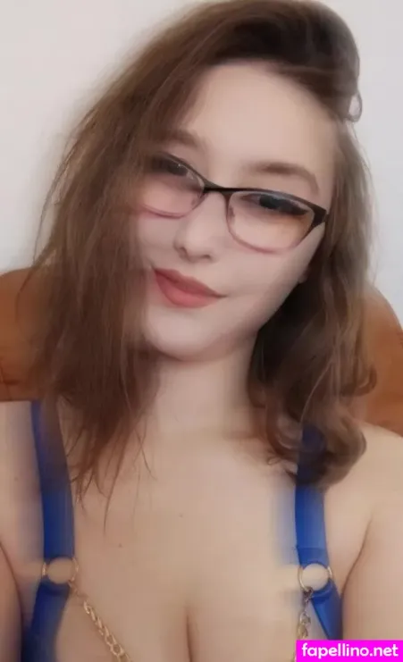 Ellapervella OnlyFans Thumbnail #9AGGwLznRt