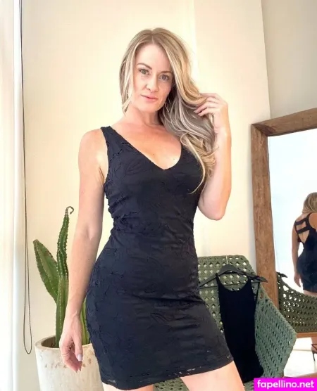 Ellararetv OnlyFans Thumbnail #woIUMkOKHu