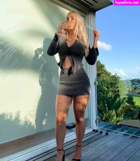 Ellaredmond OnlyFans Thumbnail #9ni78LPhS4