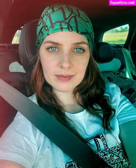 Ellariabast OnlyFans Thumbnail #77WtmTZoSX