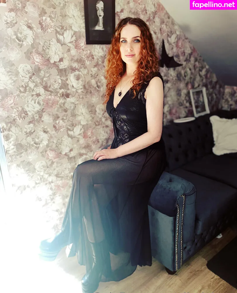 ellariabast, ellaroberts23 Nude Leaked OnlyFans Photo #Qm13BjzlX6