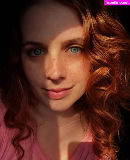 Ellariabast OnlyFans Thumbnail #UBwD7syBN7