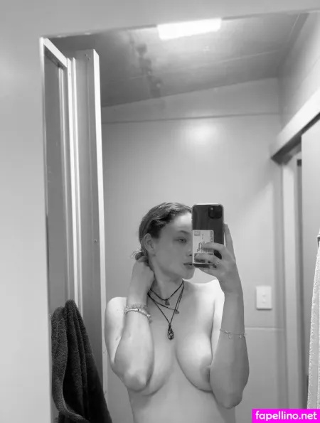 Ellarose19 OnlyFans Thumbnail #5t2tav2T8p