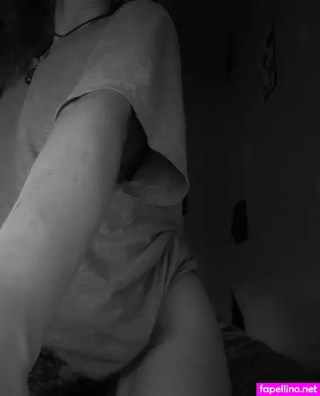 Ellarose19 OnlyFans Thumbnail #sWaCbsCAr2