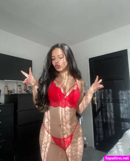 Ellaroseyyfree OnlyFans Thumbnail #9nmw3DE2FQ