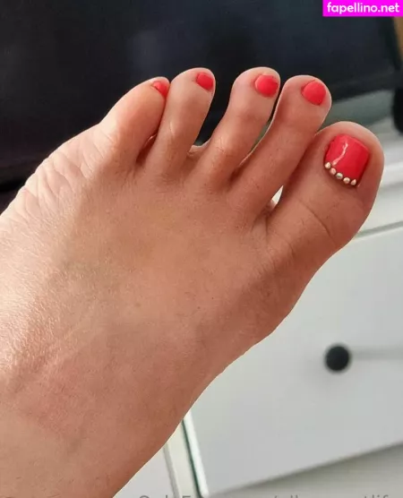 Ellasecretlife OnlyFans Thumbnail #MDVNi4cM8y