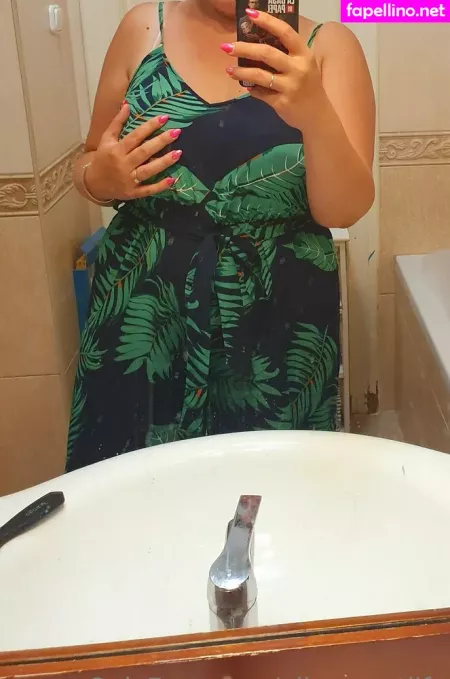 Ellasecretlife OnlyFans Thumbnail #Xgkp8U89lK