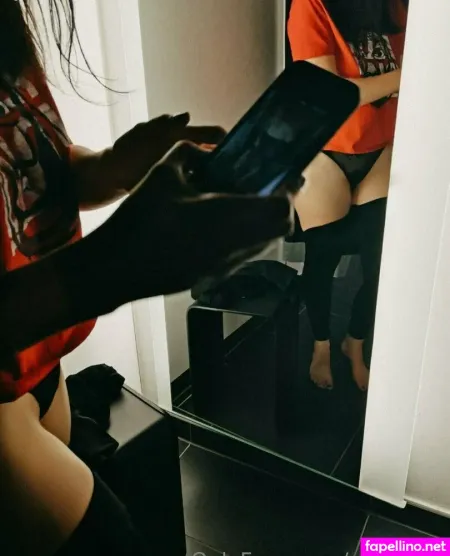 Ellaslust OnlyFans Thumbnail #4rm7rEFTGa