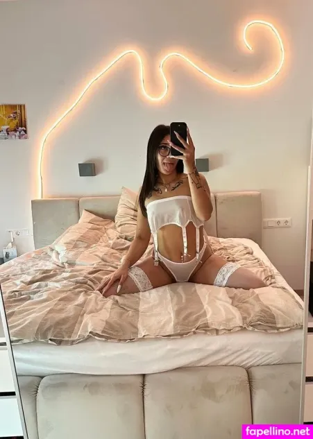 Ellasnow OnlyFans Thumbnail #KGUT2Tke6u