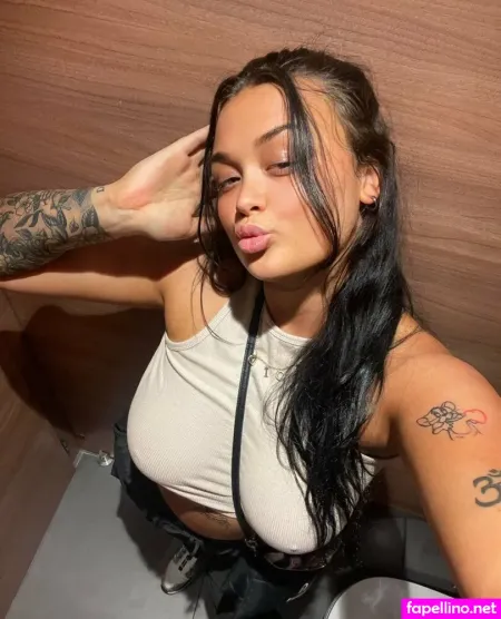 Ellatrow OnlyFans Thumbnail #SvPqCwL9V5