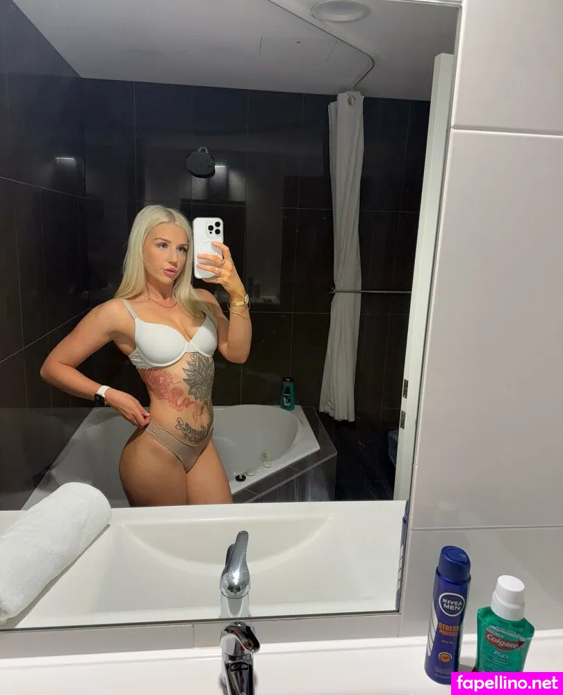 ellax_x.o.x.o, x.ella.oxo Nude Leaked OnlyFans Photo #MKzEQB2nCG