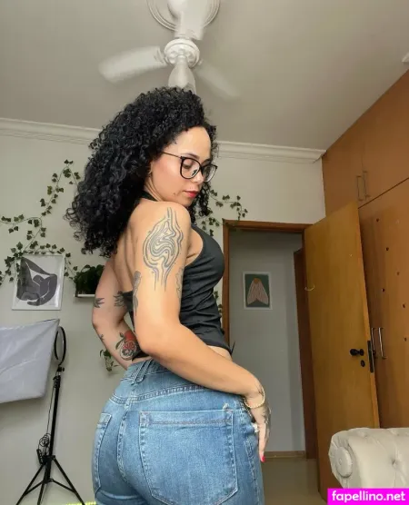 Ellaxblair OnlyFans Thumbnail #QVyNf6DiZf