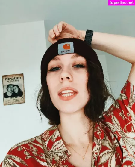 Ellbat OnlyFans Thumbnail #IkQ03lWHbO