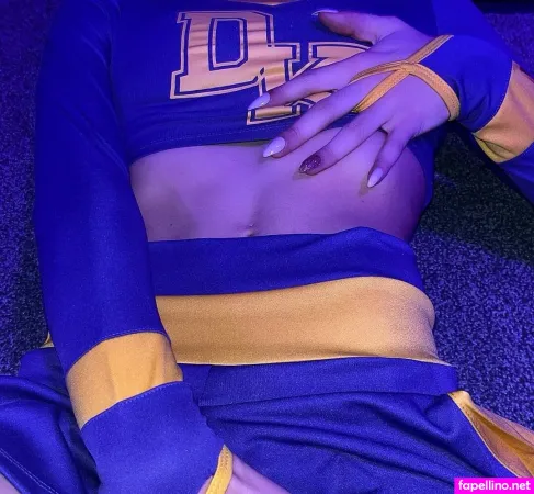 Elldesirable OnlyFans Thumbnail #4IZM5mvJiI