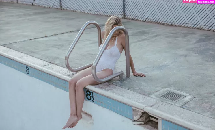 Elle Brittain OnlyFans Thumbnail #4MZiMULLGT