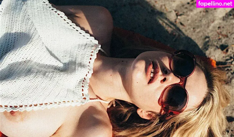 Elle Brittain OnlyFans Thumbnail #ilHi2EbQck