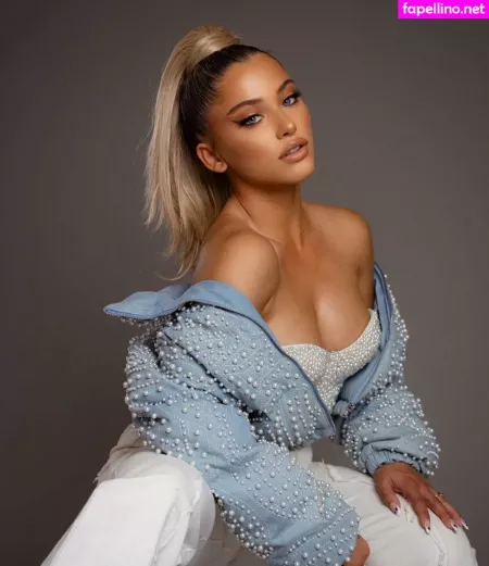 Elle Danjean OnlyFans Thumbnail #EXg8msx54m