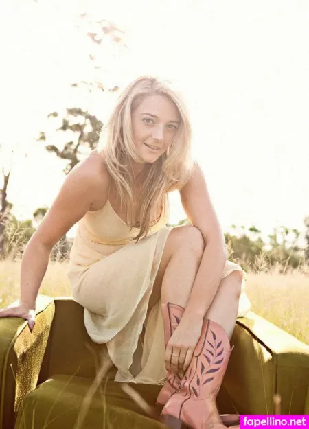 Elle Dawe OnlyFans Thumbnail #gzcBMtZ82e