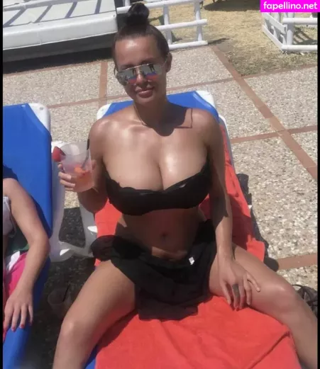 Elle Faye OnlyFans Thumbnail #yMPSDBHbu2