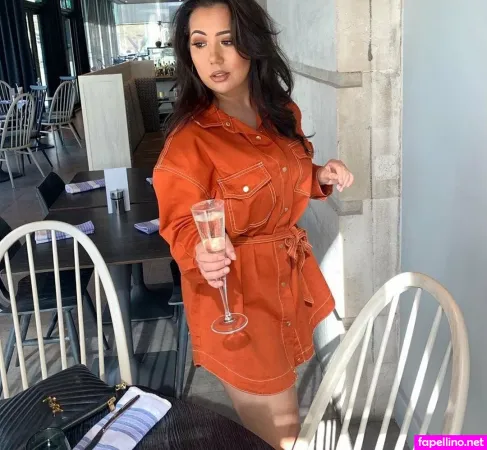 Elle Heath OnlyFans Thumbnail #18qZJOGKhA