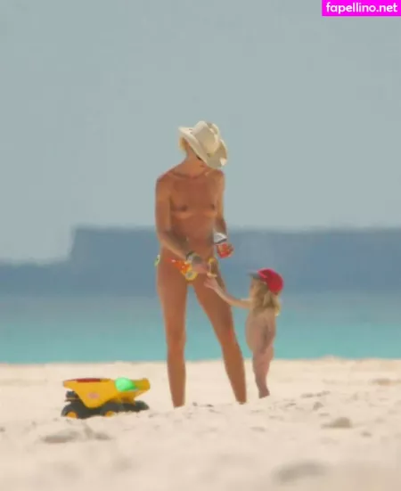 Elle Macpherson OnlyFans Thumbnail #7o72KEVfBF