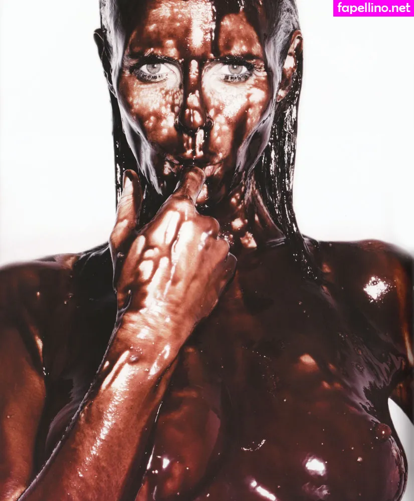 ElleMacpherson, ellemacphersonofficial Nude Leaked OnlyFans Photo #giklEw2h8h