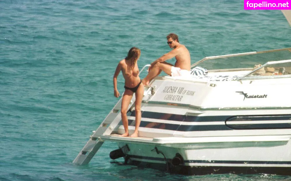 ElleMacpherson, ellemacphersonofficial Nude Leaked OnlyFans Photo #kxFDkli9D3