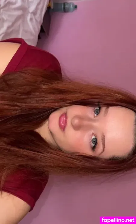 Elle Mae OnlyFans Thumbnail #C2BjIXFntd