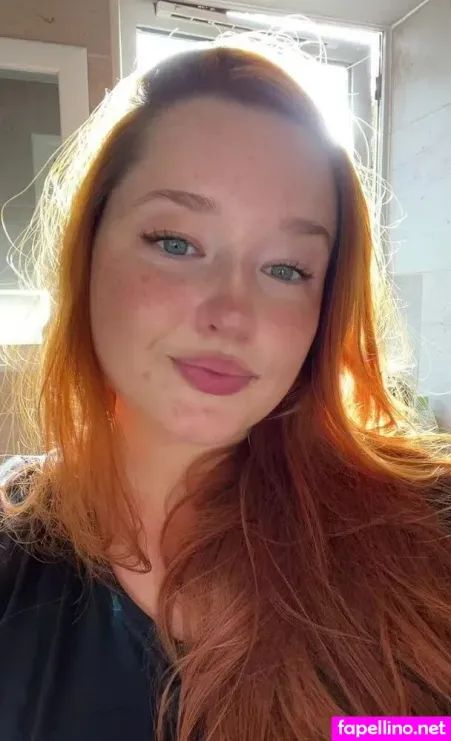 Elle Mae OnlyFans Thumbnail #St2k4HQ0bb
