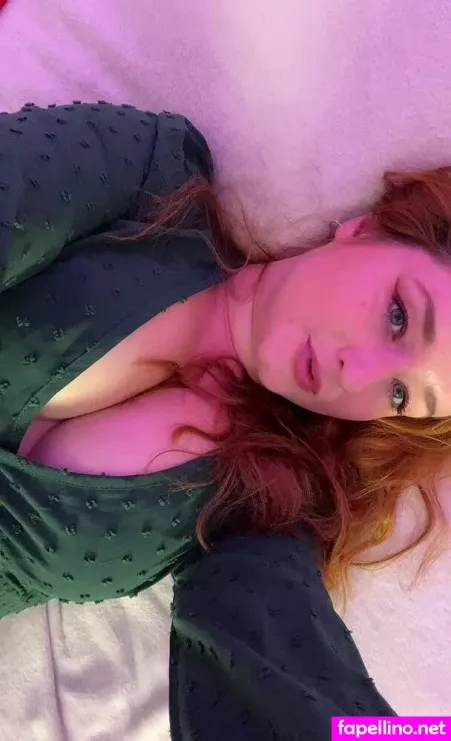Elle Mae OnlyFans Thumbnail #X9lqpiK4N2