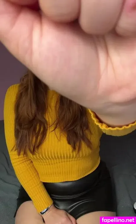 Elle Mae OnlyFans Thumbnail #YvMnog04VQ