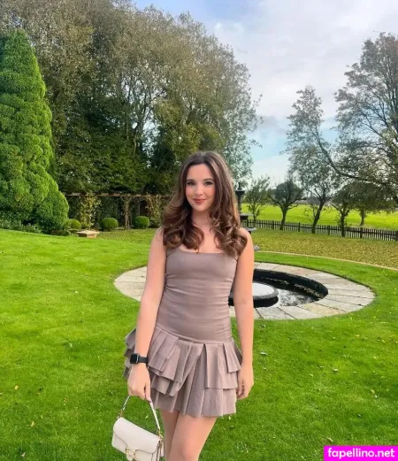 Elle Mulvaney OnlyFans Thumbnail #4sKzKiPike