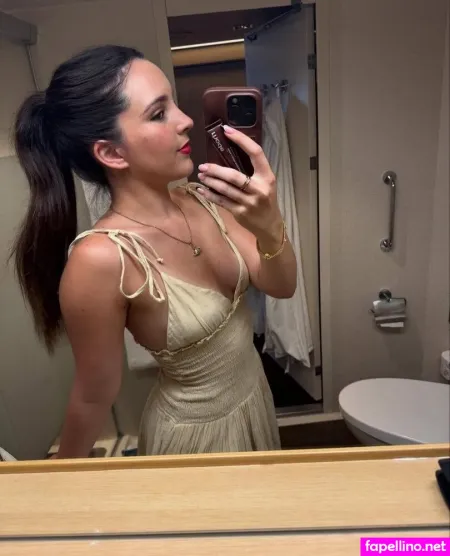 Elle Mulvaney OnlyFans Thumbnail #Ud5QIuunfo