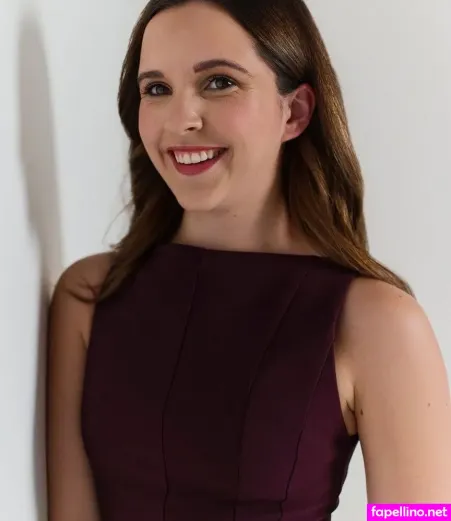 Elle Mulvaney OnlyFans Thumbnail #y6Rxs1b39j