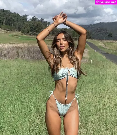 Elle Solferini OnlyFans Thumbnail #vc4dzYOOgC