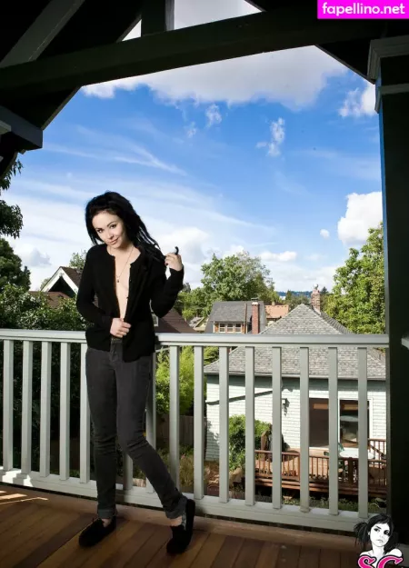 Elle Stranger 1 OnlyFans Thumbnail #4tkrxd3b3J