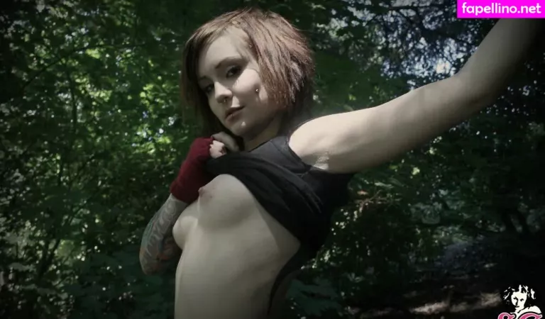 Elle Stranger 1 OnlyFans Thumbnail #EPV6CHrqBk