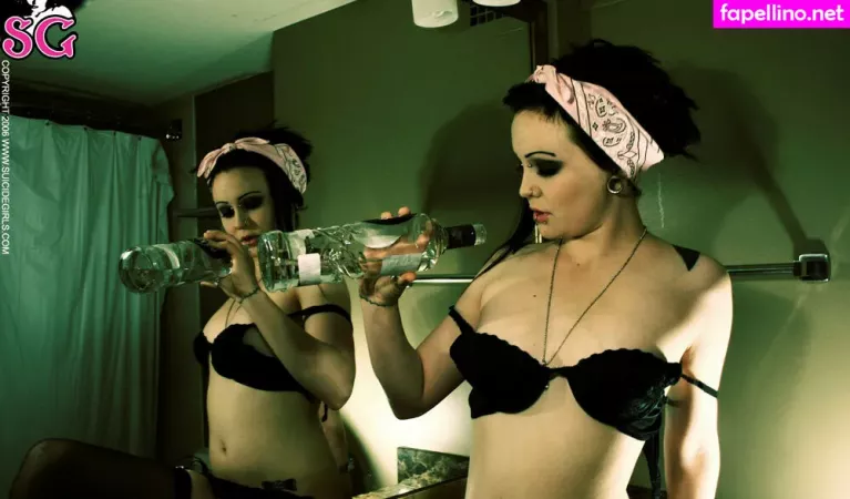 Elle Stranger 1 OnlyFans Thumbnail #OKvYalJ9r8