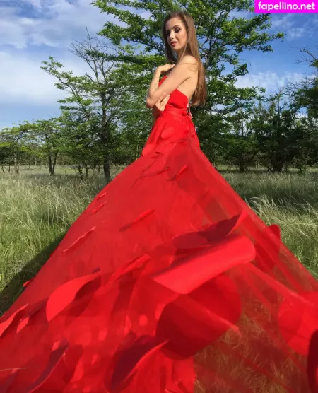 Elle Tan OnlyFans Thumbnail #7eKJm8pcxe