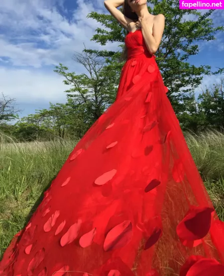 Elle Tan OnlyFans Thumbnail #qYe9GOIDoX