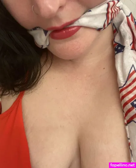 Ellebaker OnlyFans Thumbnail #18YZodP86m
