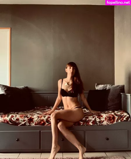 Elleectric OnlyFans Thumbnail #RX4v4qiUQe