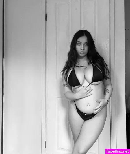 Elleemarie OnlyFans Thumbnail #neQdHHm5ti