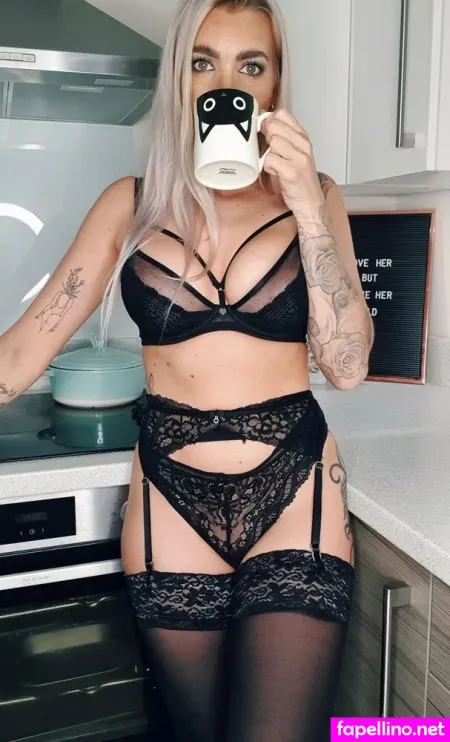 Ellehart Free OnlyFans Thumbnail #vshA2maYUE