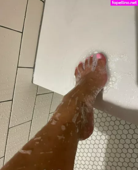 Ellelovesheels OnlyFans Thumbnail #JEzzDPyG3w