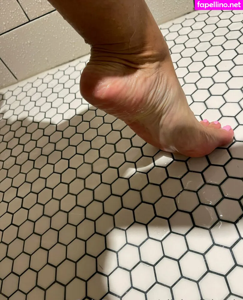 elle_lovellx, ellelovesheels Nude Leaked OnlyFans Photo #OAWcR4Qg7L