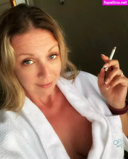 Ellelyon Exclusive OnlyFans Thumbnail #LI7bEwvfXh