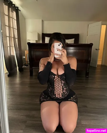 Ellemamiii OnlyFans Thumbnail #KDB4I6gugD