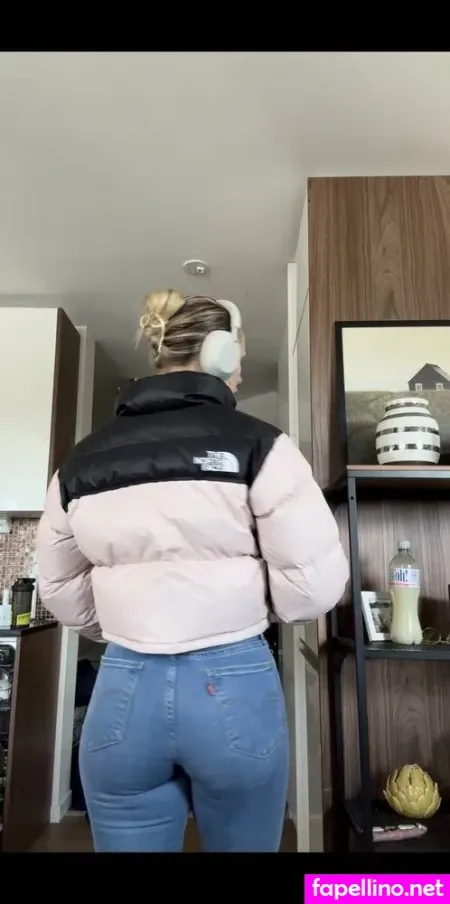 Ellen Akesson OnlyFans Thumbnail #AgH7ARgHDj