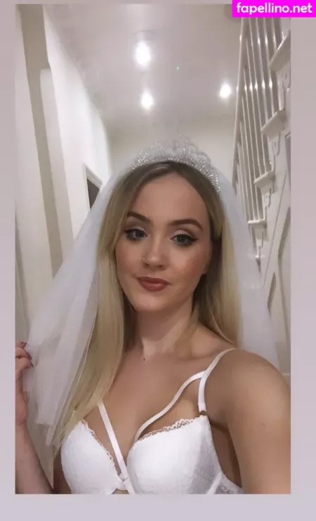 Ellen Peters OnlyFans Thumbnail #lxRMcEHGkw